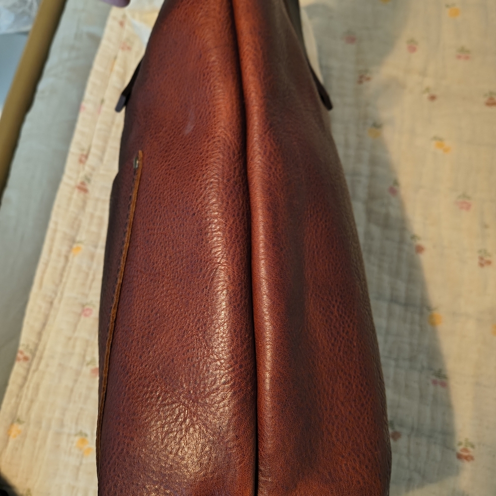 Portland Leather Goods Medium Zipper Tote - Picture 5 of 10